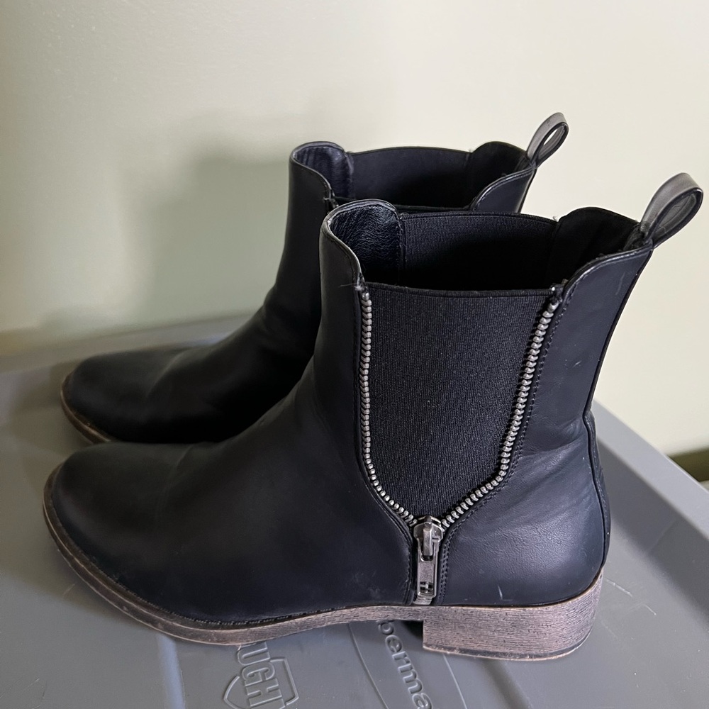 Rocket Dog Camille boots 9